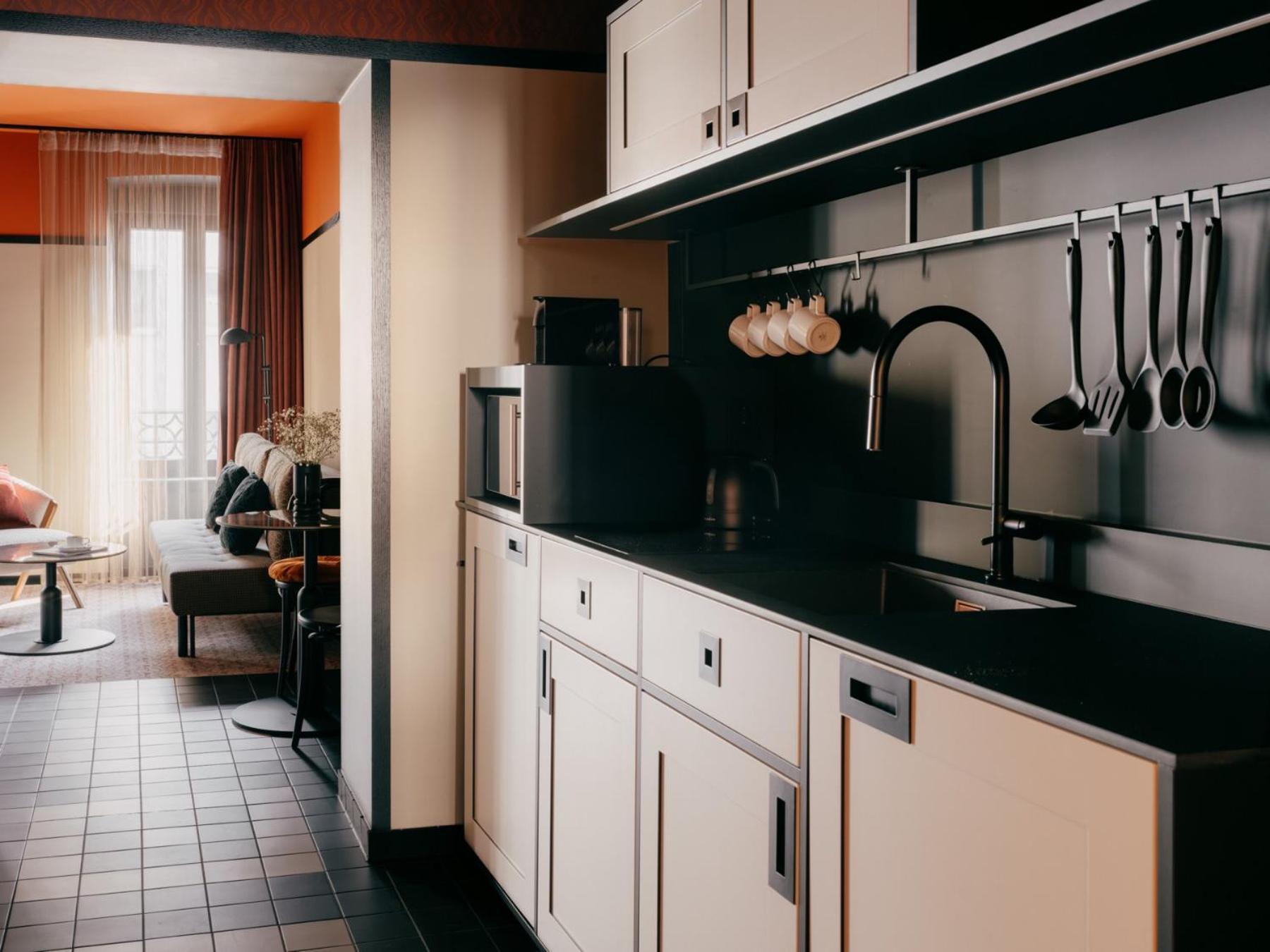 Weltwien Luxury Art Apartments & Free Parking Экстерьер фото